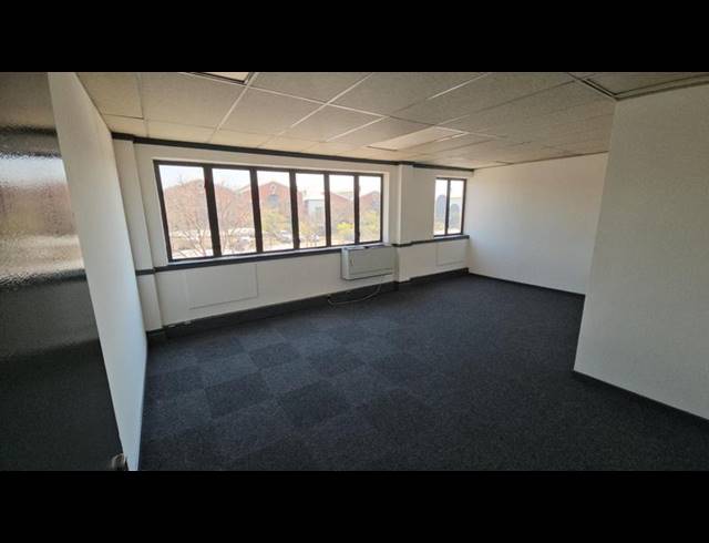 INDUSTRIAL PROPERTY TO RENT IN RANDJESPARK